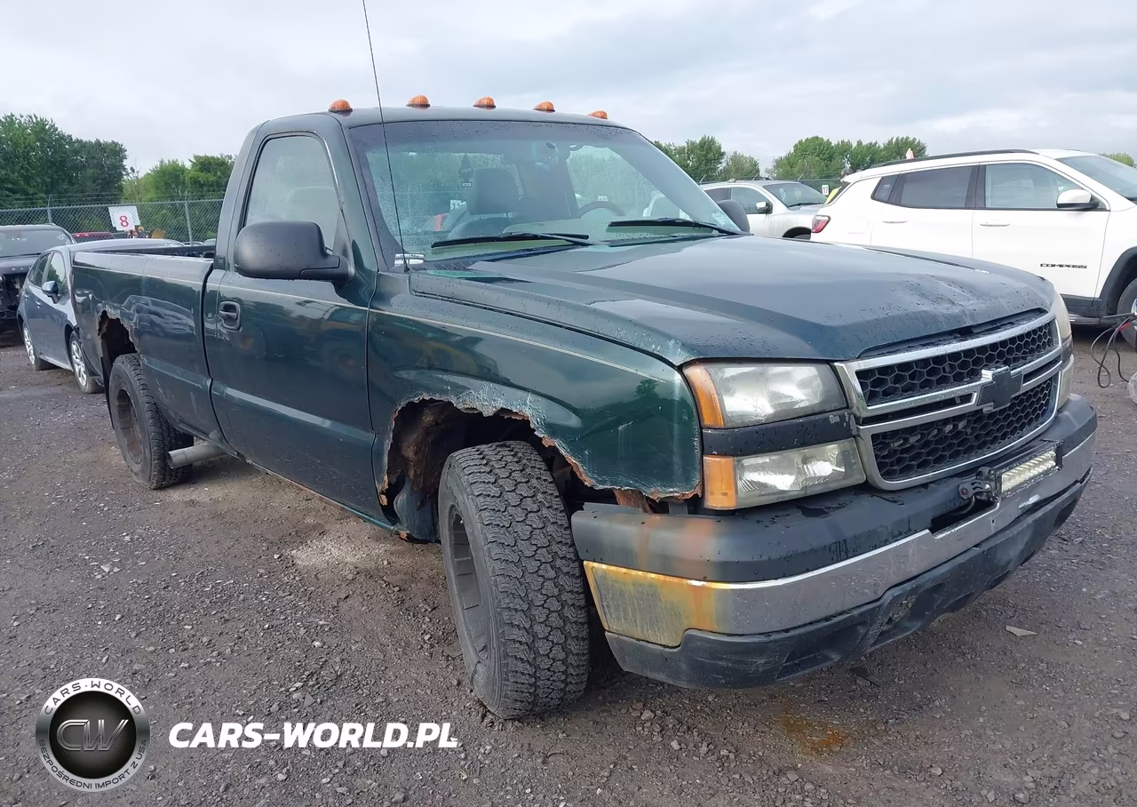2004 Chevrolet Silverado 1500 Work Truck