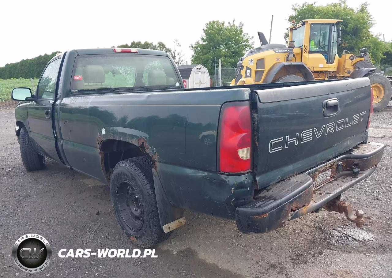 2004 Chevrolet Silverado 1500 Work Truck VIN:1GCEC14T64E202647 - 3