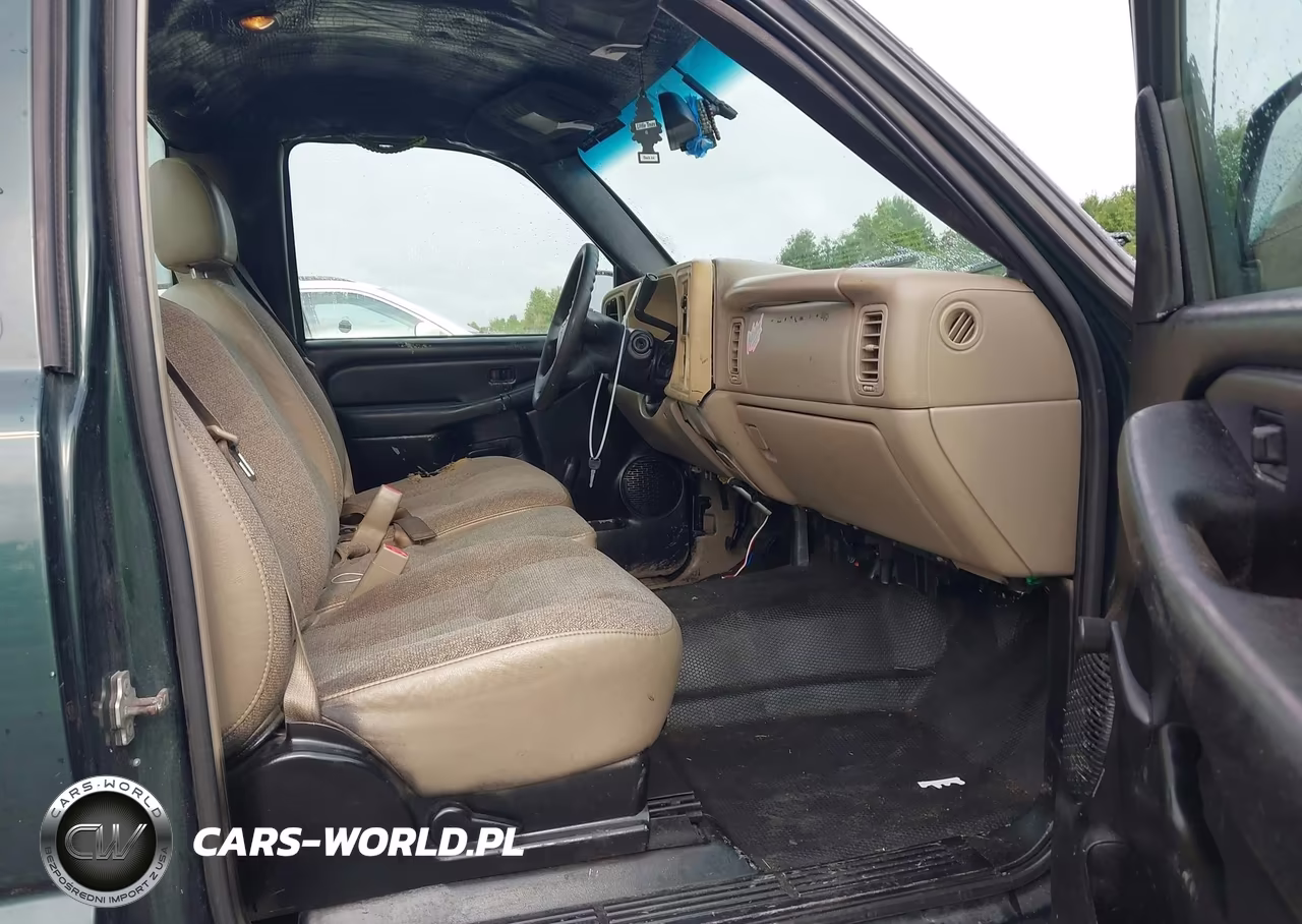 2004 Chevrolet Silverado 1500 Work Truck VIN:1GCEC14T64E202647 - 5