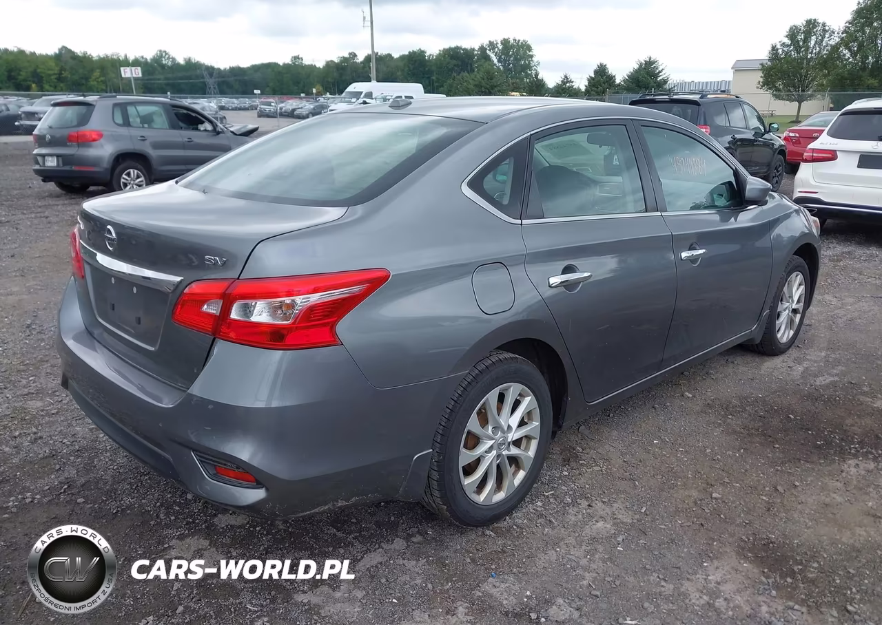 2018 Nissan Sentra Sv VIN:3N1AB7AP4JY213336 - 4