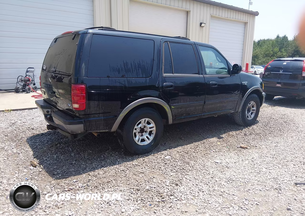2002 Ford Expedition Xlt VIN:1FMRU15L92LA51370 - 4