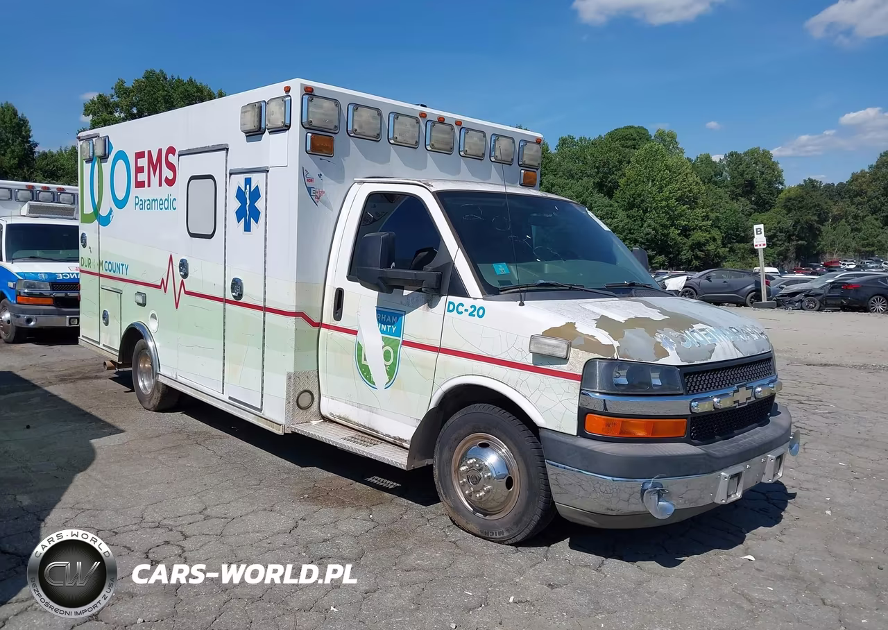 2012 Chevrolet Express Cutaway 4500 Series Diesel