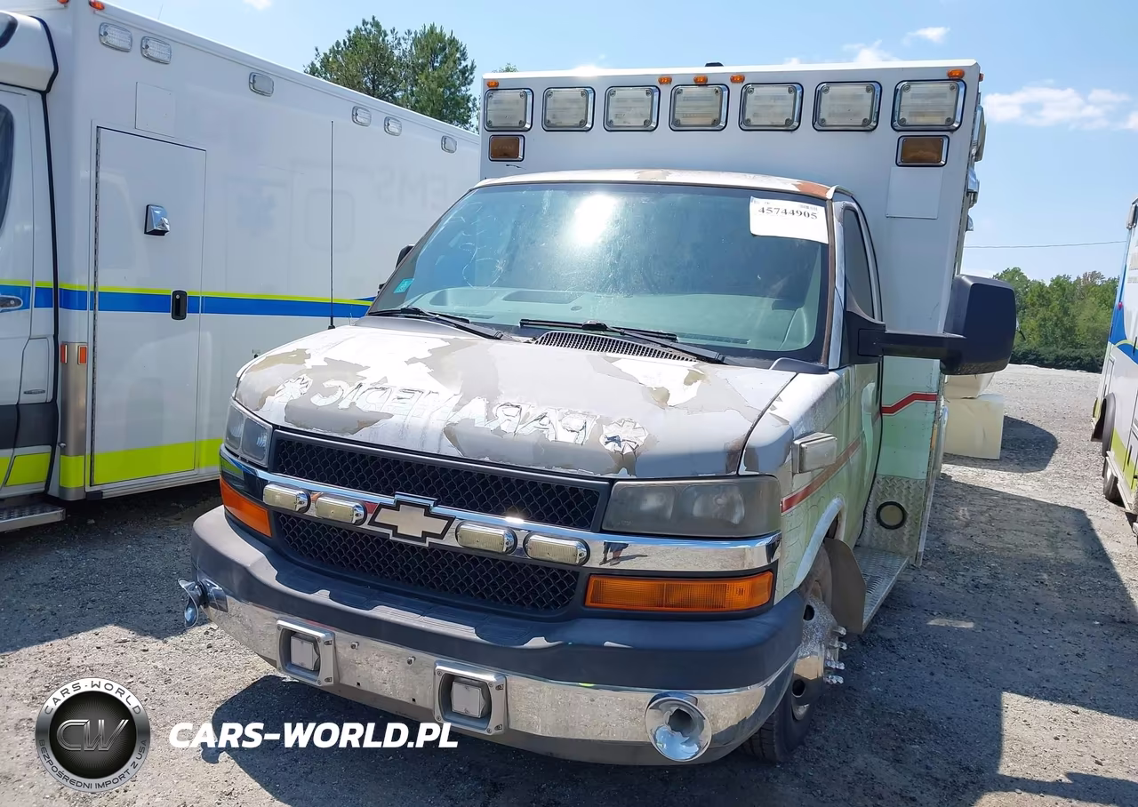 2012 Chevrolet Express Cutaway 4500 Series Diesel VIN:1GB6G5CL5C1107315 - 11