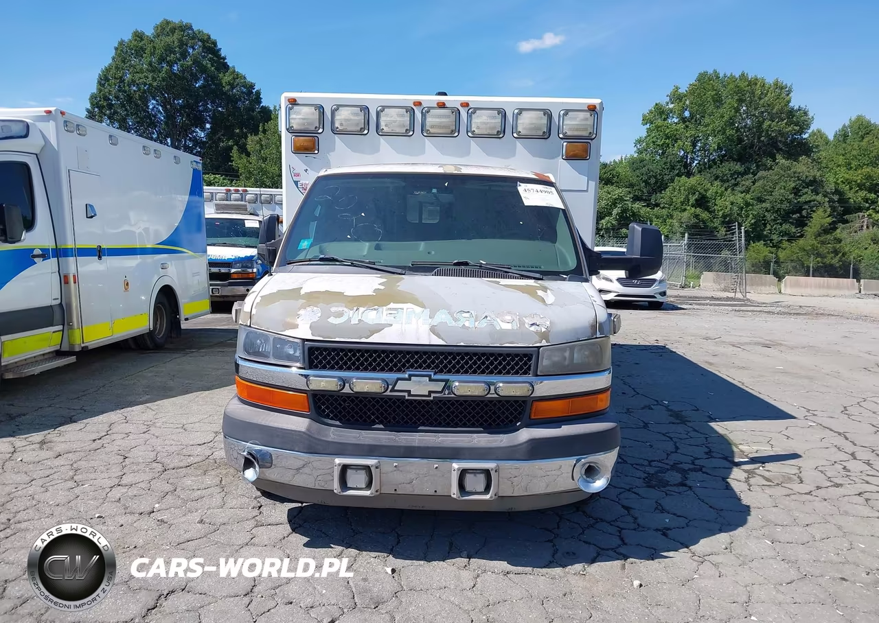 2012 Chevrolet Express Cutaway 4500 Series Diesel VIN:1GB6G5CL5C1107315 - 12