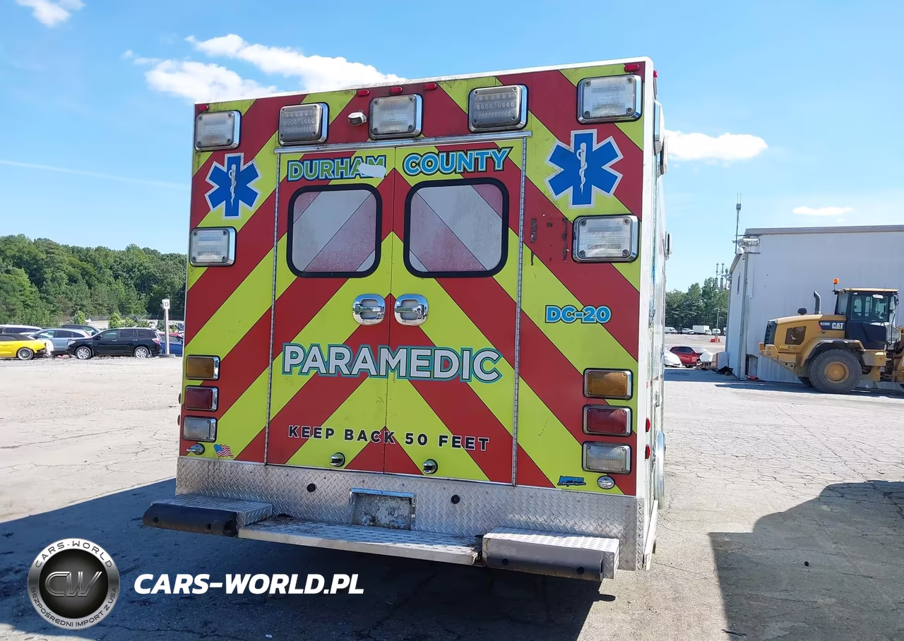 2012 Chevrolet Express Cutaway 4500 Series Diesel VIN:1GB6G5CL5C1107315 - 15