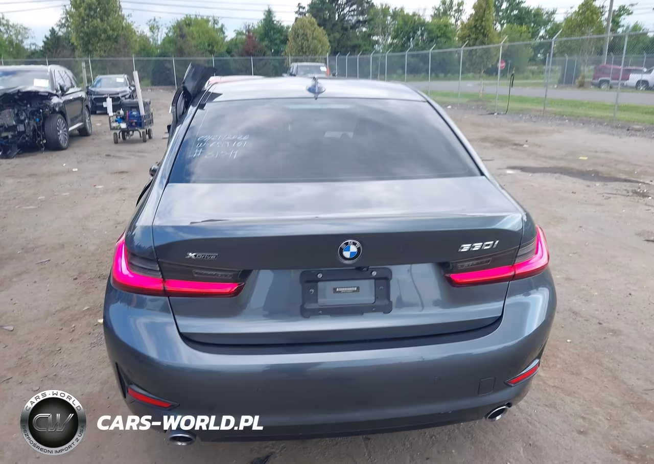 2020 BMW 330I xDrive VIN:3MW5R7J07L8B20470 - 16