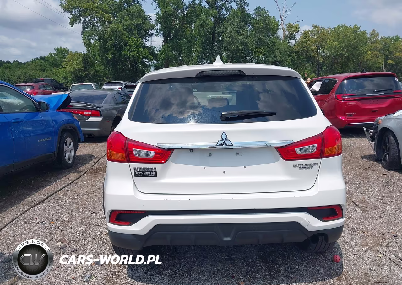 2018 Mitsubishi Outlander Sport 2.0 Es VIN:JA4AP3AU6JZ006508 - 16