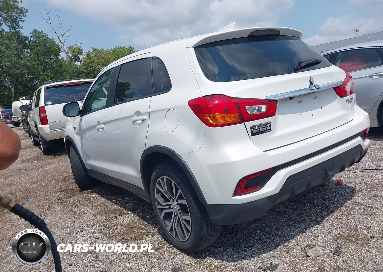 2018 Mitsubishi Outlander Sport 2.0 Es VIN:JA4AP3AU6JZ006508 - 3
