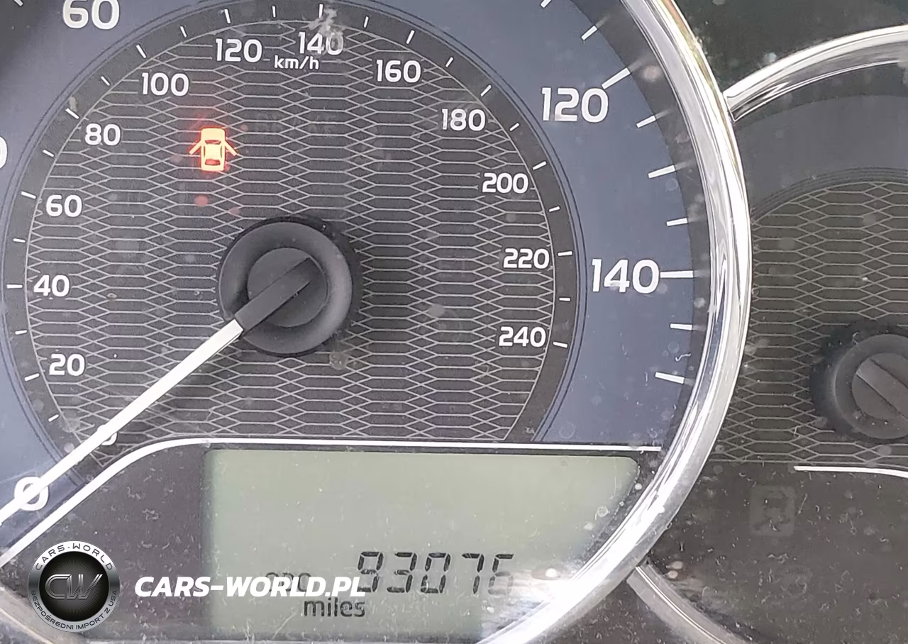 2014 Toyota Corolla Le VIN:2T1BURHE1EC116709 - 16