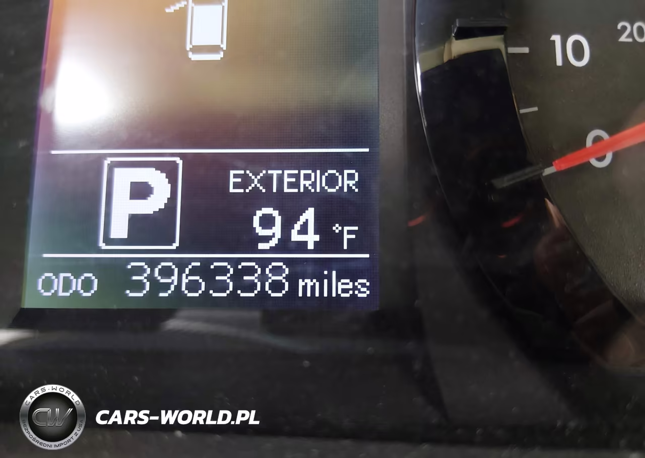 2016 Toyota Sienna Le 8 Passenger VIN:5TDKK3DC9GS719845 - 15