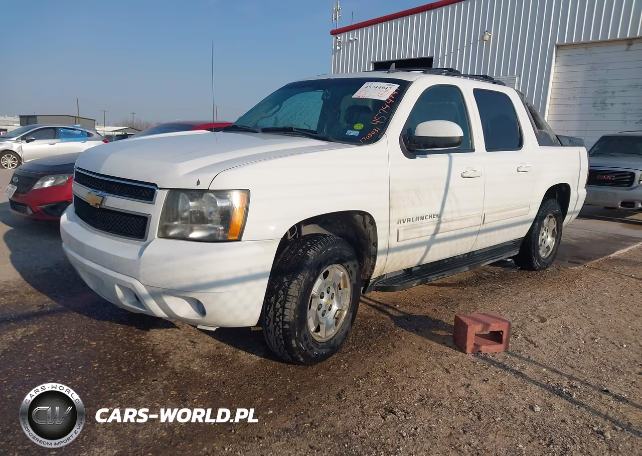 2011 Chevrolet Avalanche 1500 Ls VIN:3GNMCEE08BG408024 - 2