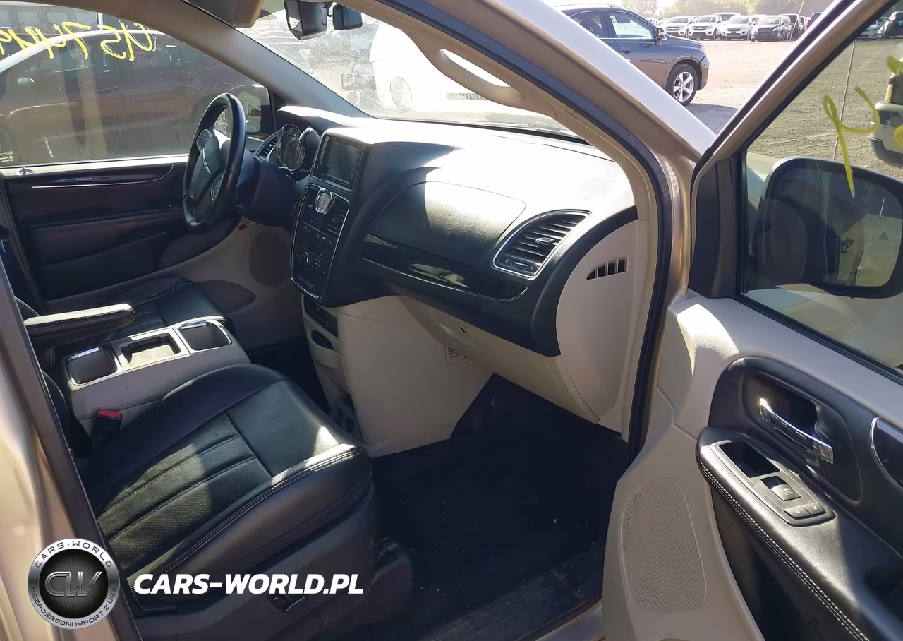 2013 Chrysler Town & Country Touring-L VIN:2C4RC1CG7DR797727 - 5