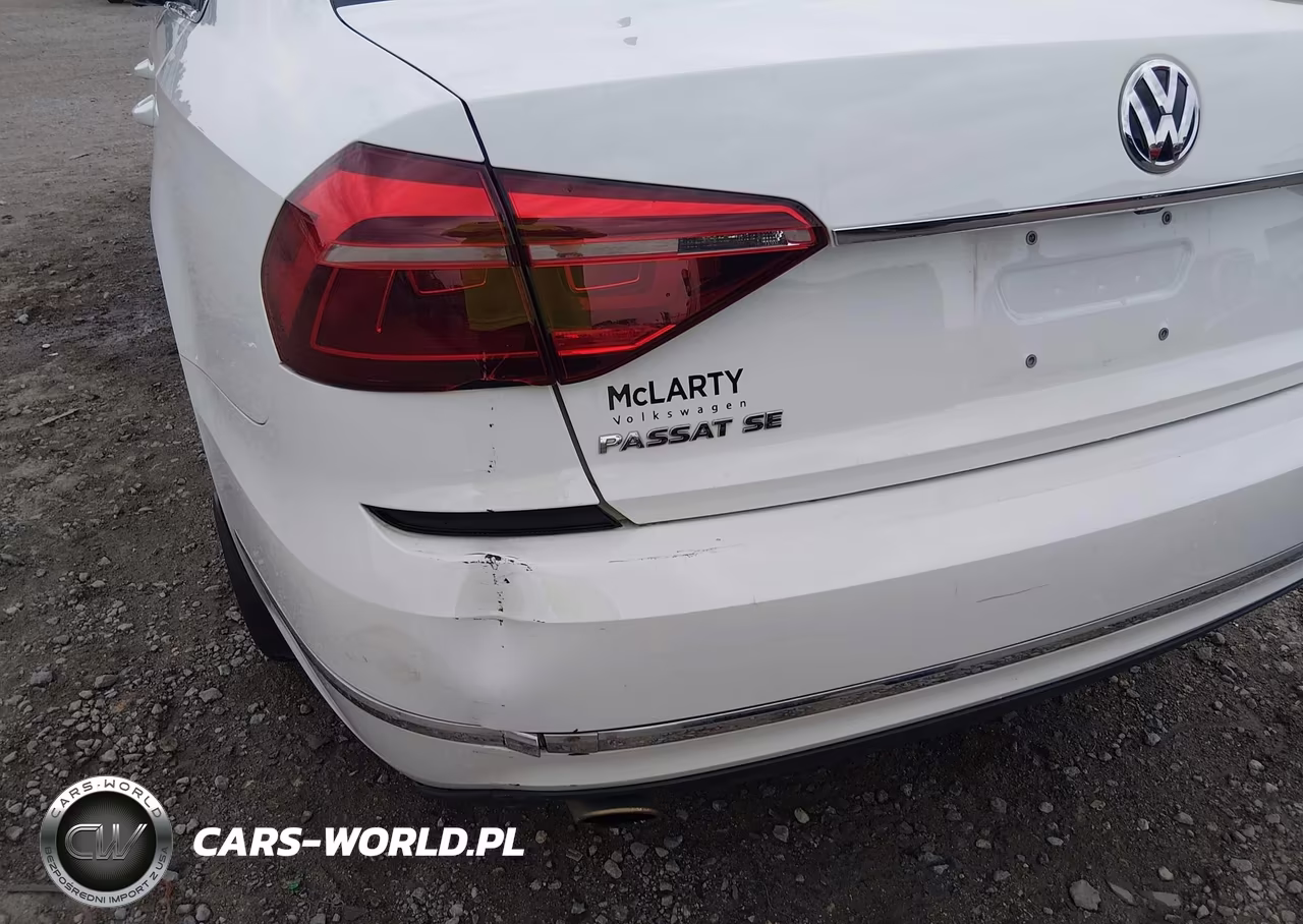 2017 Volkswagen Passat 1.8T Se VIN:1VWBT7A36HC067114 - 18