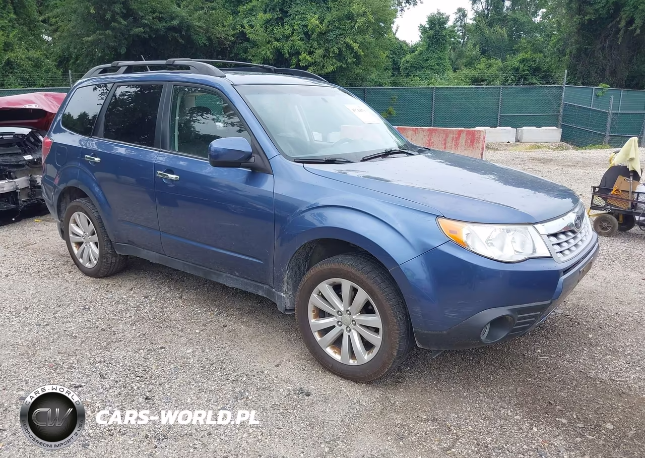 2012 Subaru Forester 2.5X Limited VIN:JF2SHAEC0CH425512 - 1
