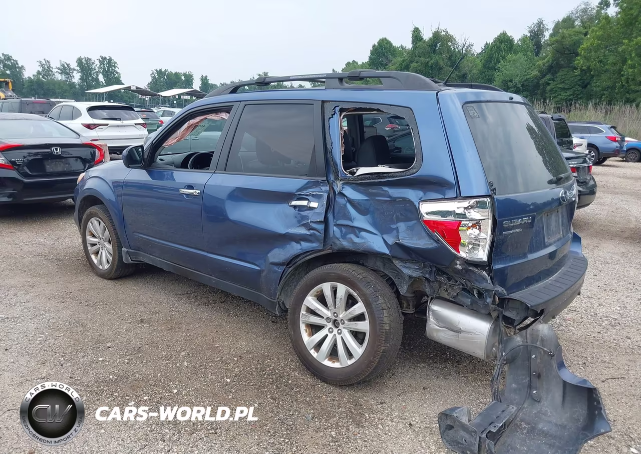 2012 Subaru Forester 2.5X Limited VIN:JF2SHAEC0CH425512 - 3