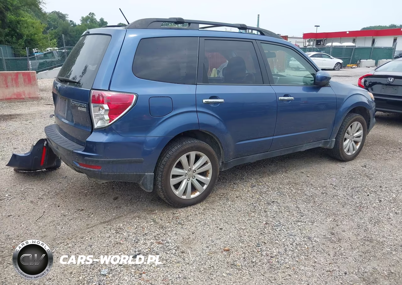 2012 Subaru Forester 2.5X Limited VIN:JF2SHAEC0CH425512 - 4