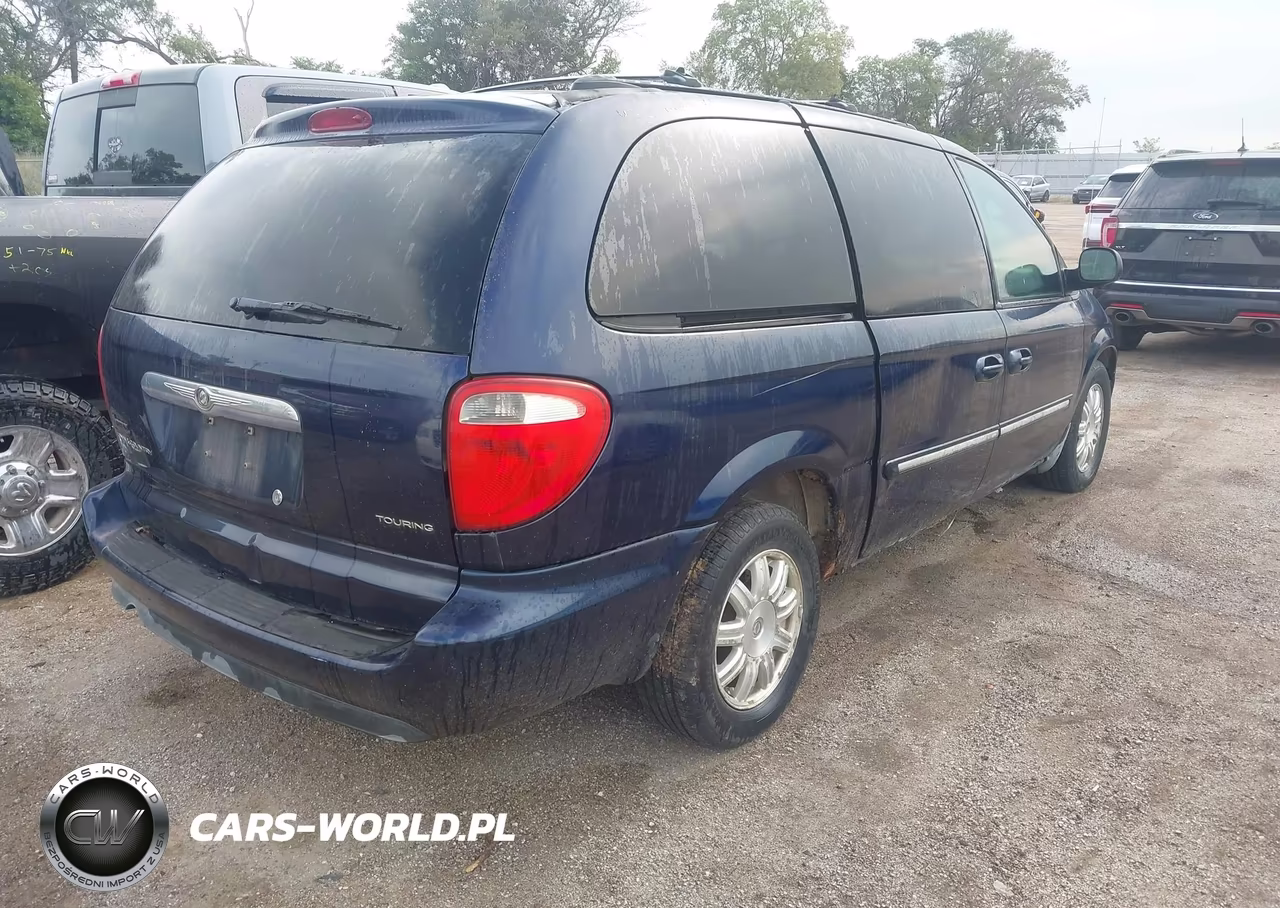 2005 Chrysler Town & Country Touring VIN:2C4GP54L95R315517 - 4
