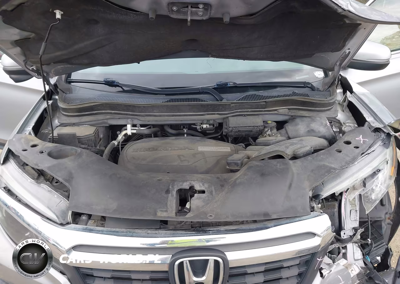 2019 Honda Ridgeline Rtl-T VIN:5FPYK3F6XKB022870 - 10