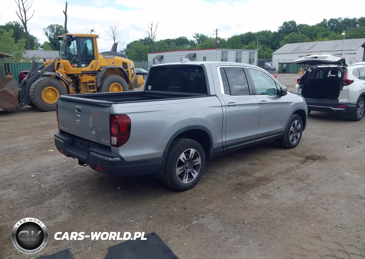 2019 Honda Ridgeline Rtl-T VIN:5FPYK3F6XKB022870 - 4