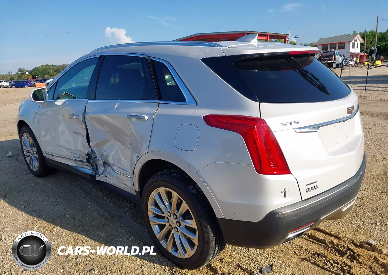 2018 Cadillac Xt5 Platinum VIN:1GYKNGRS5JZ131133 - 3