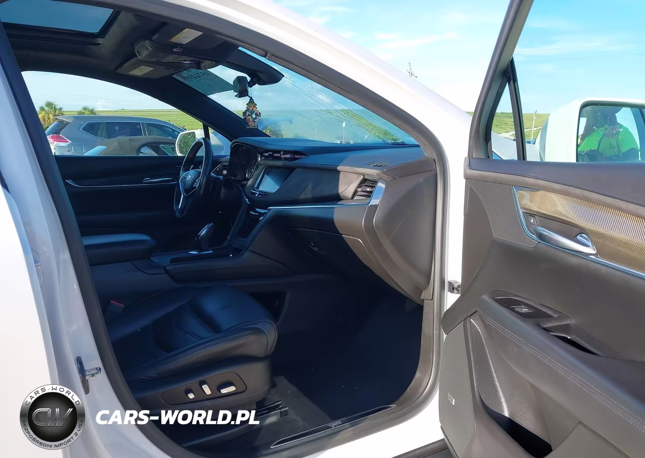2018 Cadillac Xt5 Platinum VIN:1GYKNGRS5JZ131133 - 5