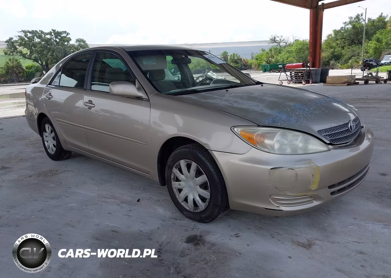 2004 Toyota Camry Le