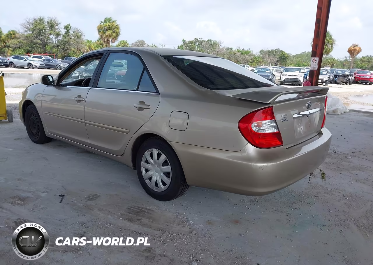 2004 Toyota Camry Le VIN:4T1BE32K64U269334 - 3