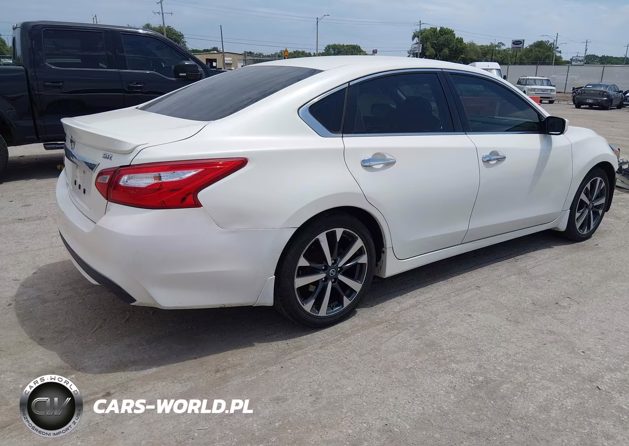 2016 Nissan Altima 2.5 Sr VIN:1N4AL3AP3GC260948 - 4