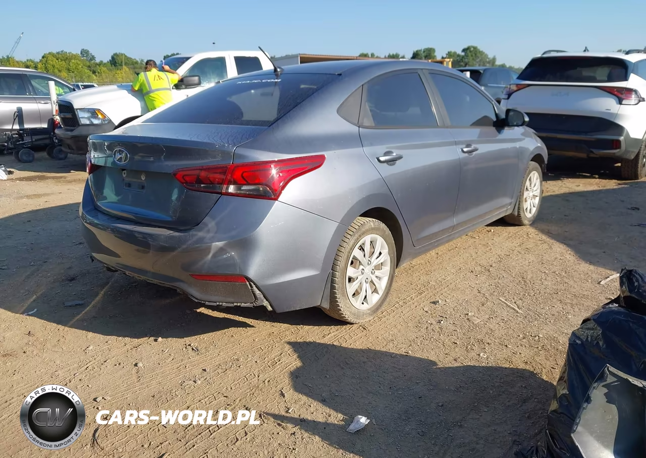 2020 Hyundai Accent Se VIN:3KPC24A63LE126043 - 4