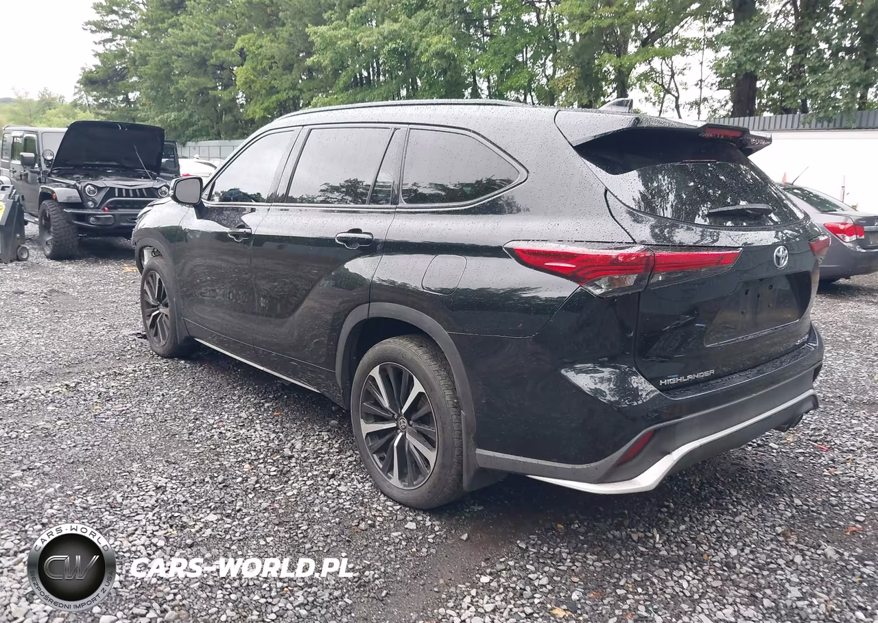 2021 Toyota Highlander Xse VIN:5TDLZRBH7MS143847 - 3