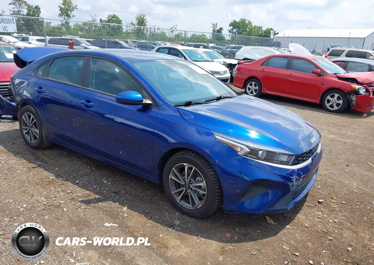 2023 Kia Forte Lxs VIN:3KPF24AD7PE602747 - 1