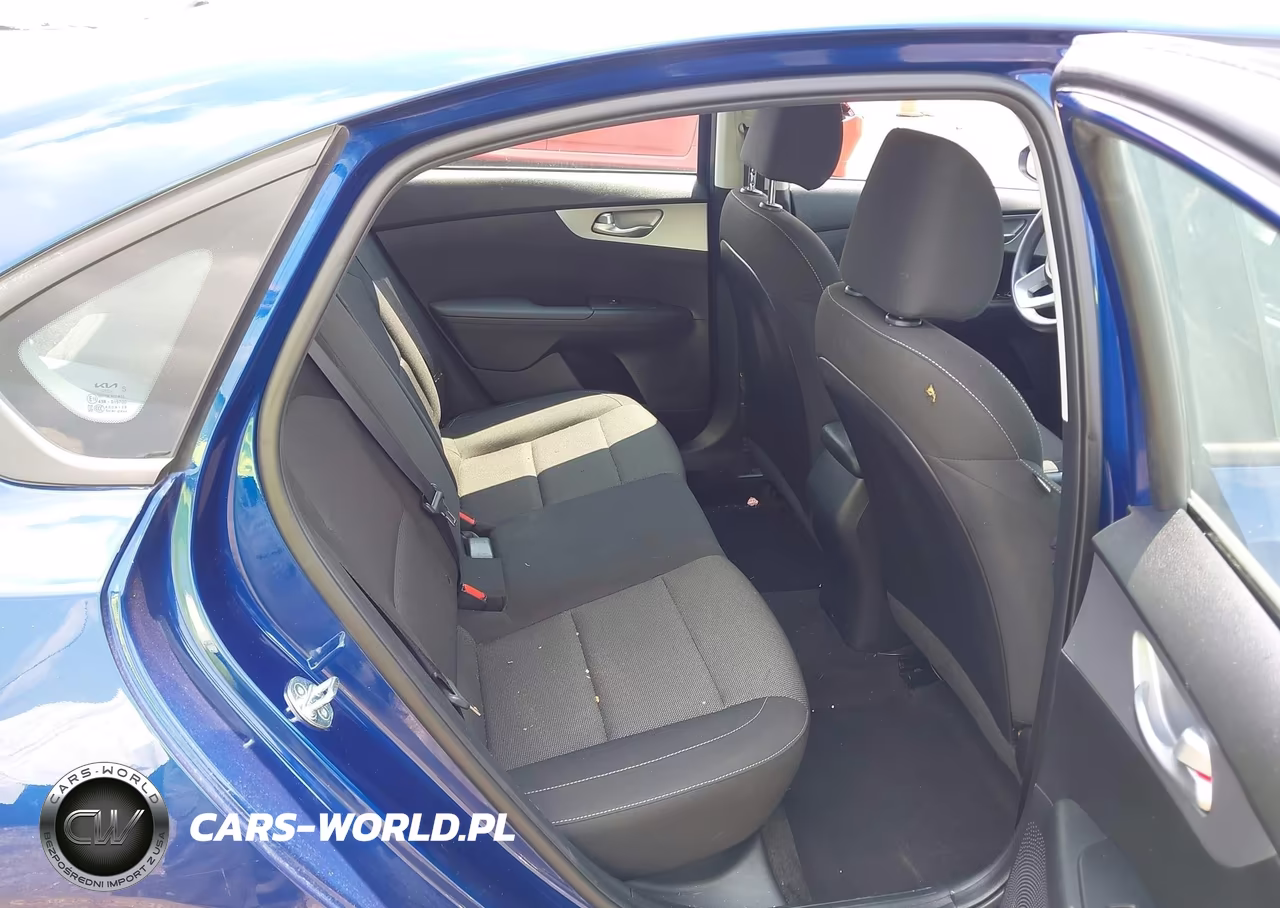 2023 Kia Forte Lxs VIN:3KPF24AD7PE602747 - 8