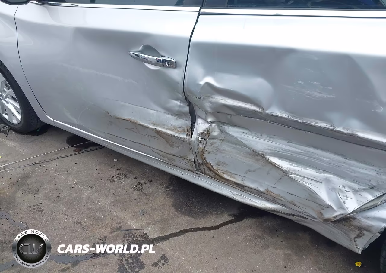 2019 Nissan Sentra S VIN:3N1AB7AP5KY260702 - 19