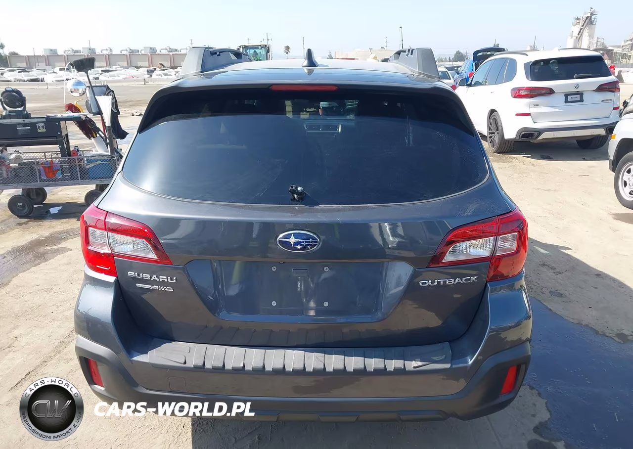 2019 Subaru Outback 2.5I Premium VIN:4S4BSAFC4K3389832 - 16