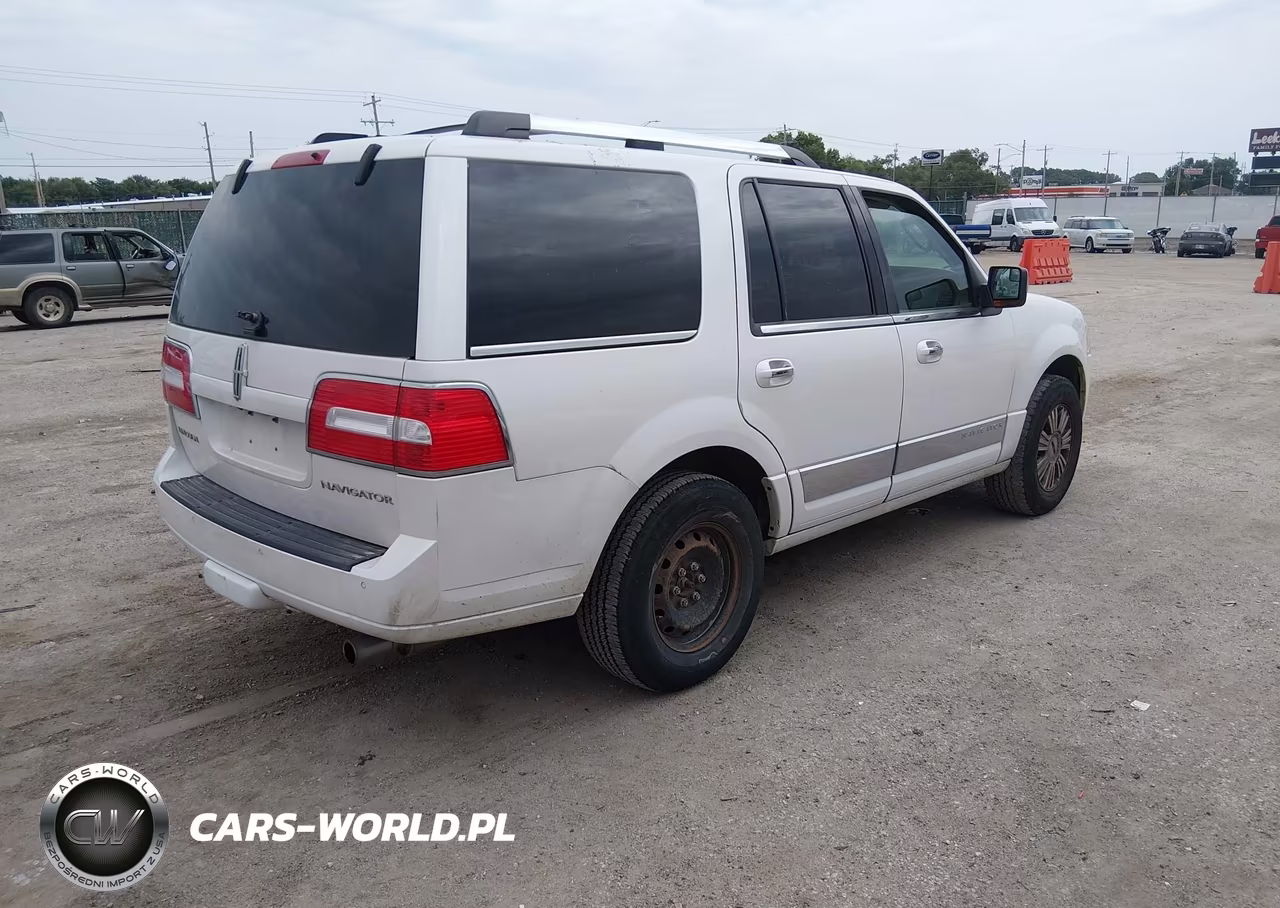 2013 Lincoln Navigator VIN:5LMJJ2J56DEL05303 - 4