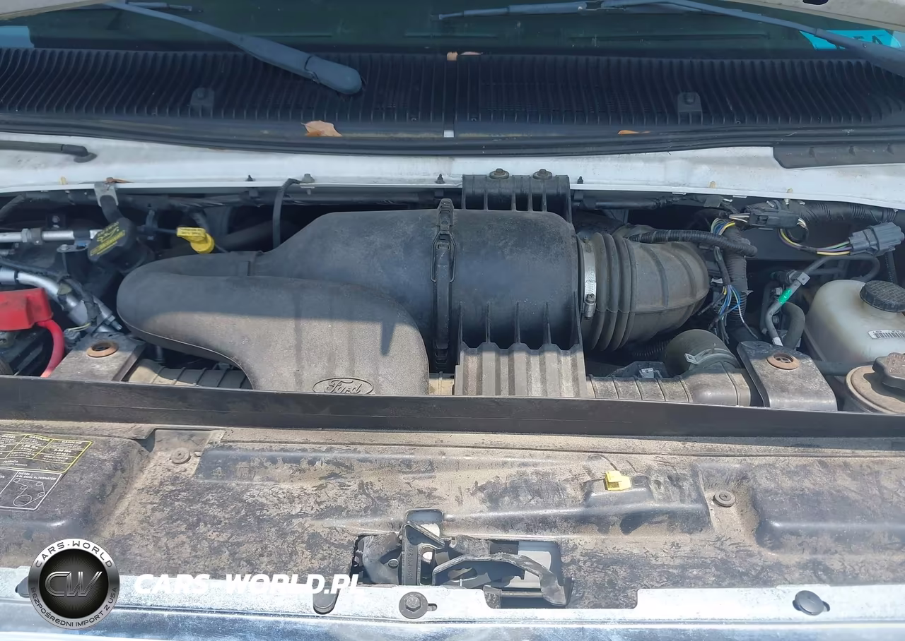 2015 Ford E-450 Cutaway VIN:1FDXE4FS8FDA23457 - 9