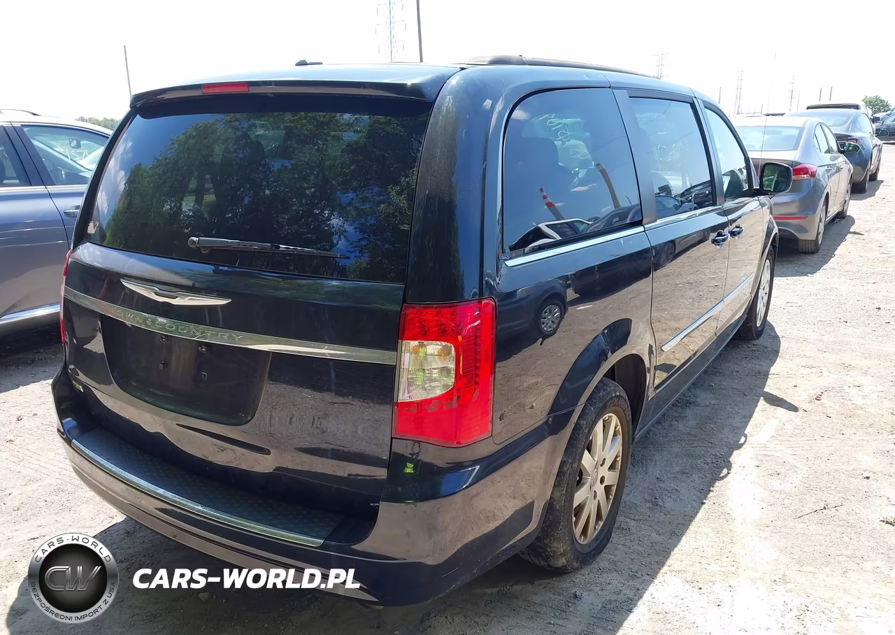 2014 Chrysler Town & Country Touring VIN:2C4RC1BG1ER386942 - 4
