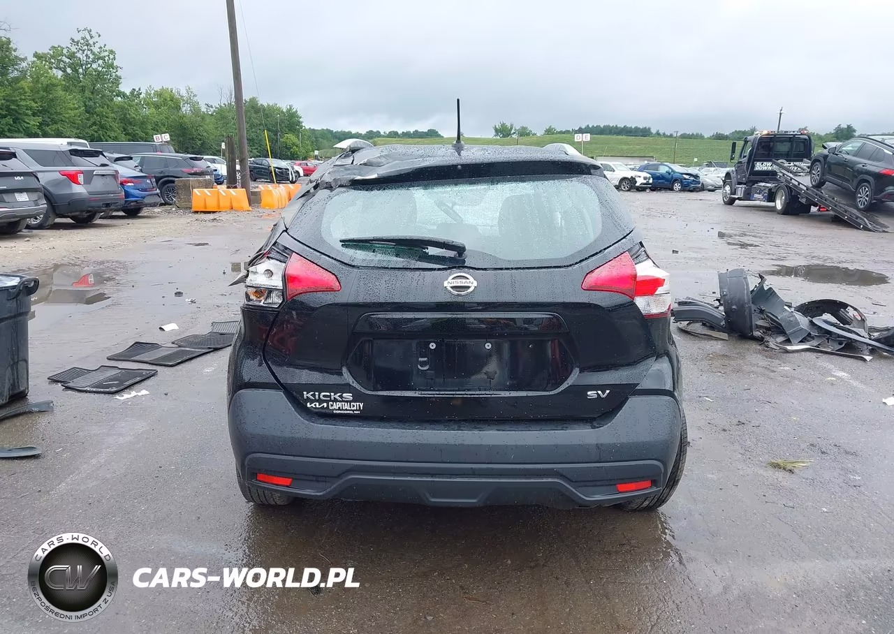2018 Nissan Kicks Sv VIN:3N1CP5CU3JL540423 - 17