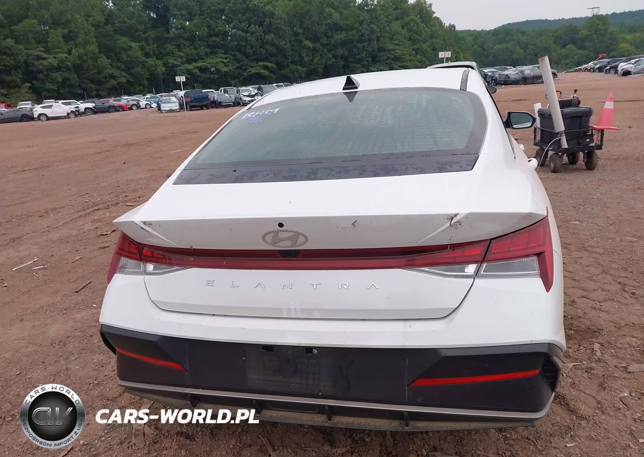 2025 Hyundai Elantra Sel Convenience VIN:KMHLS4DGXSU871419 - 15