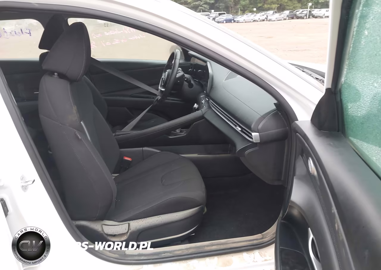 2025 Hyundai Elantra Sel Convenience VIN:KMHLS4DGXSU871419 - 5