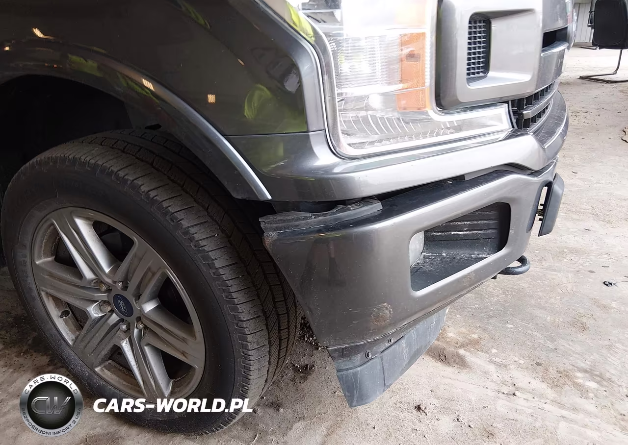2018 Ford F-150 Xlt VIN:1FTEW1EP4JFD51198 - 18