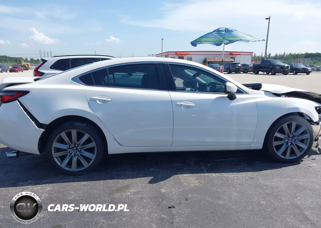 2020 Mazda Mazda6 Touring VIN:JM1GL1VM0L1520608 - 14