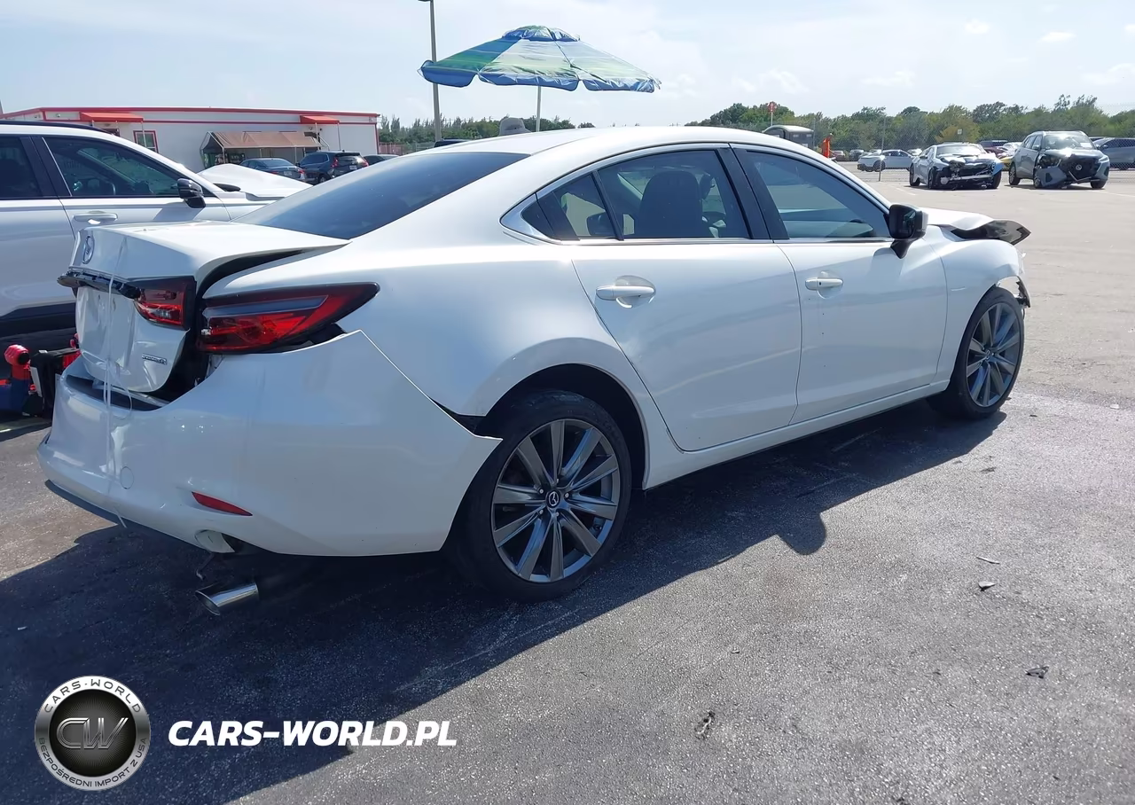 2020 Mazda Mazda6 Touring VIN:JM1GL1VM0L1520608 - 4