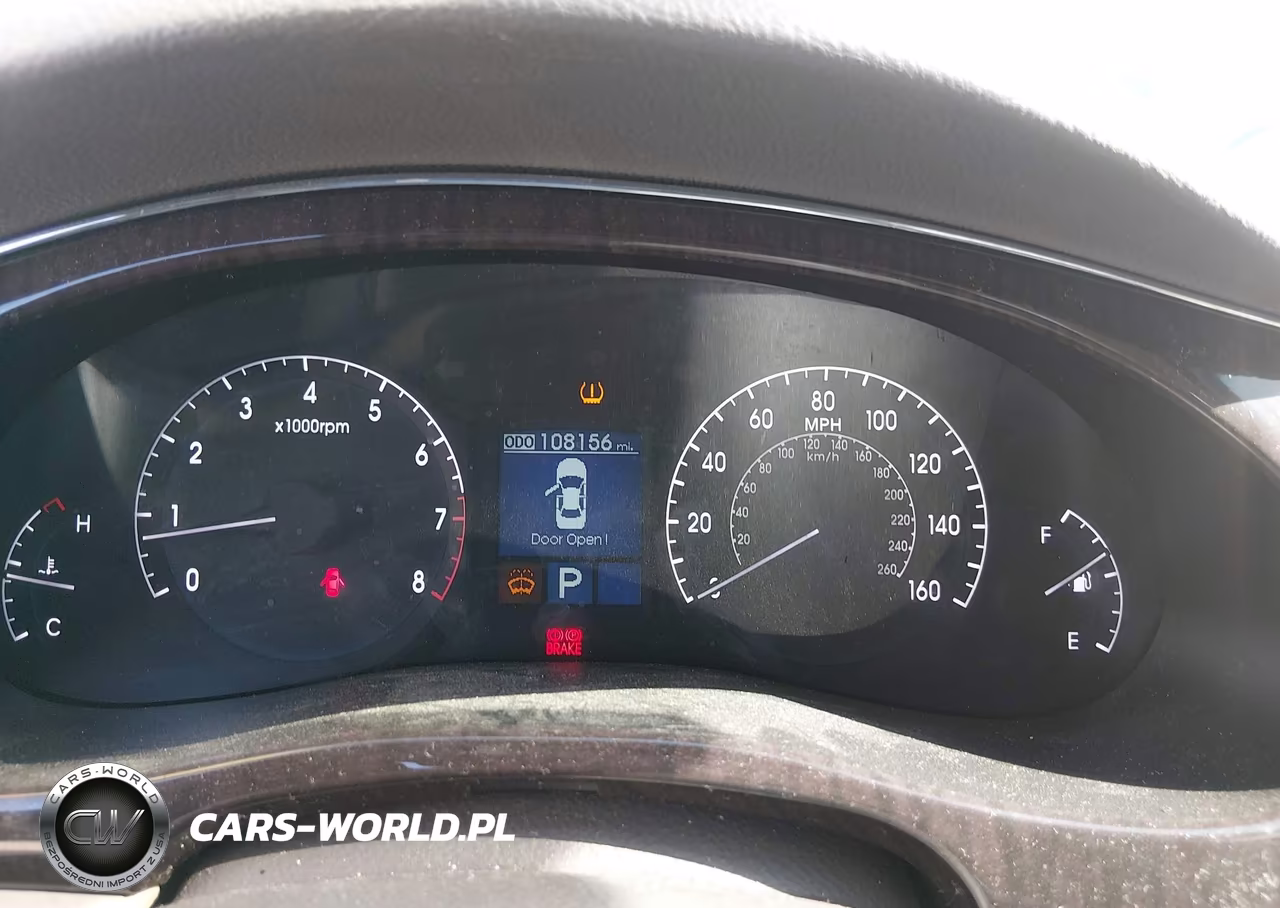 2011 Hyundai Genesis 3.8 VIN:KMHGC4DEXBU113559 - 7