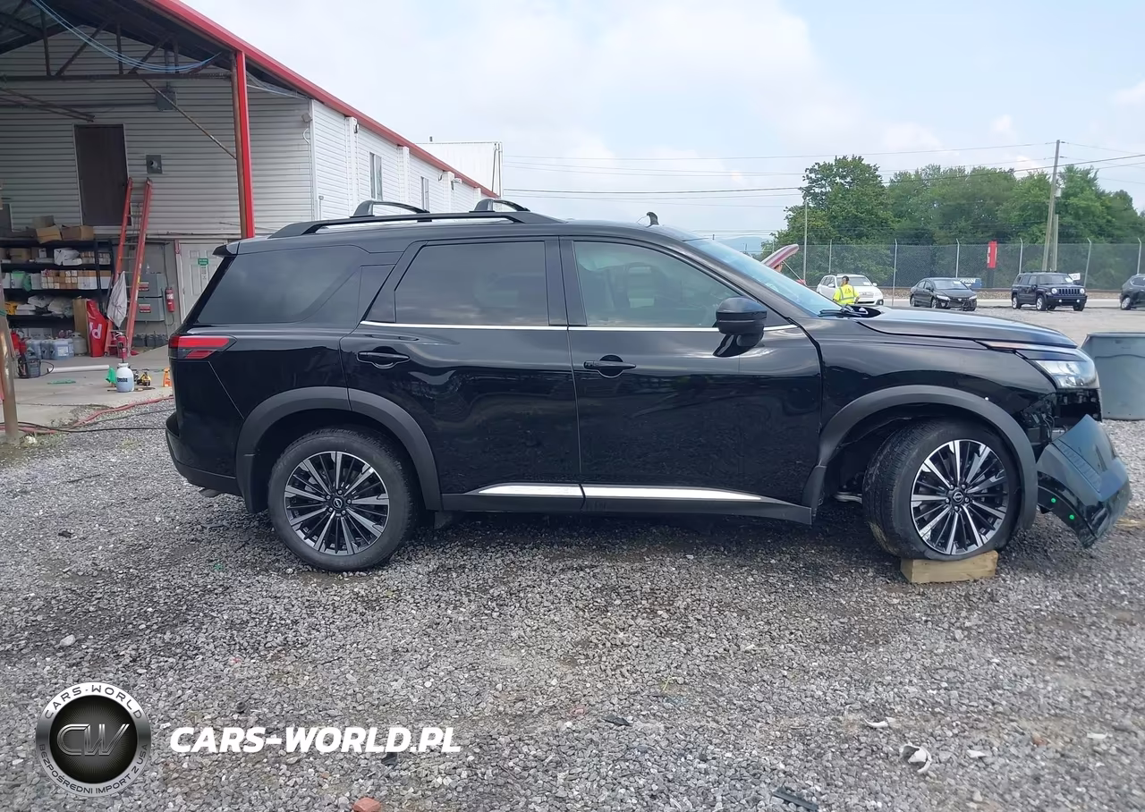 2026 Nissan Pathfinder Platinum VIN:5N1DR3DK0TC256657 - 14