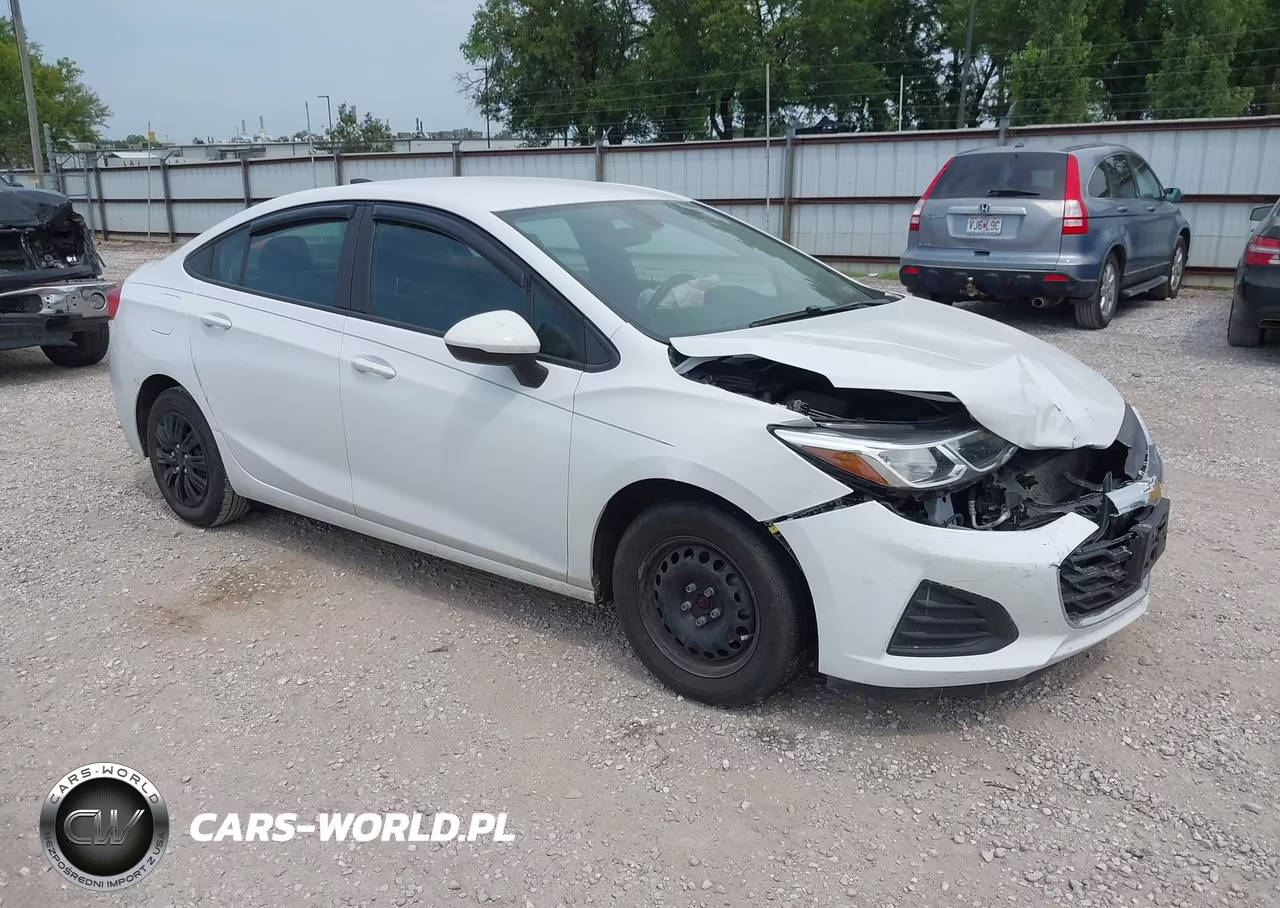 2019 Chevrolet Cruze Ls – zdjęcie 1 z 16