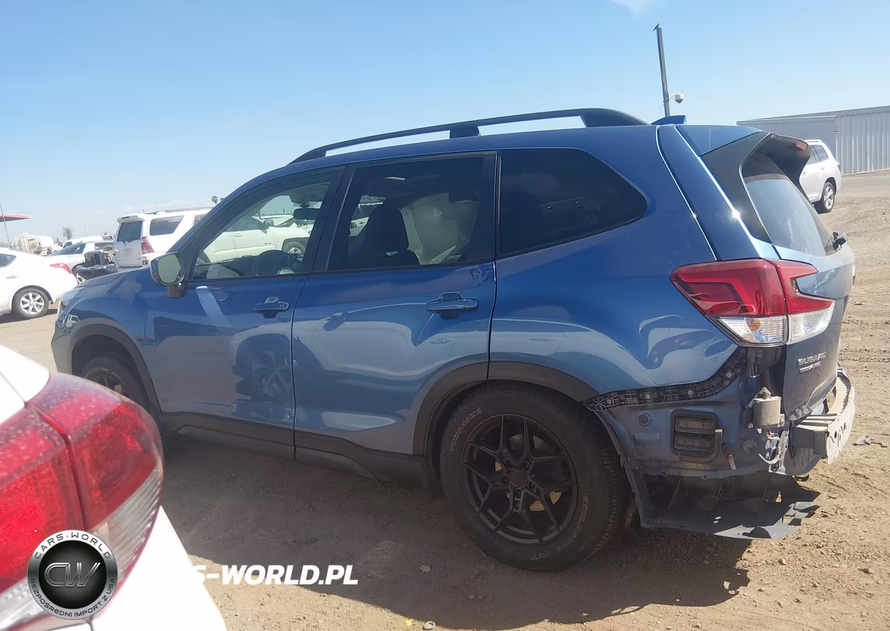 2019 Subaru Forester Premium VIN:JF2SKAGC5KH412591 - 15