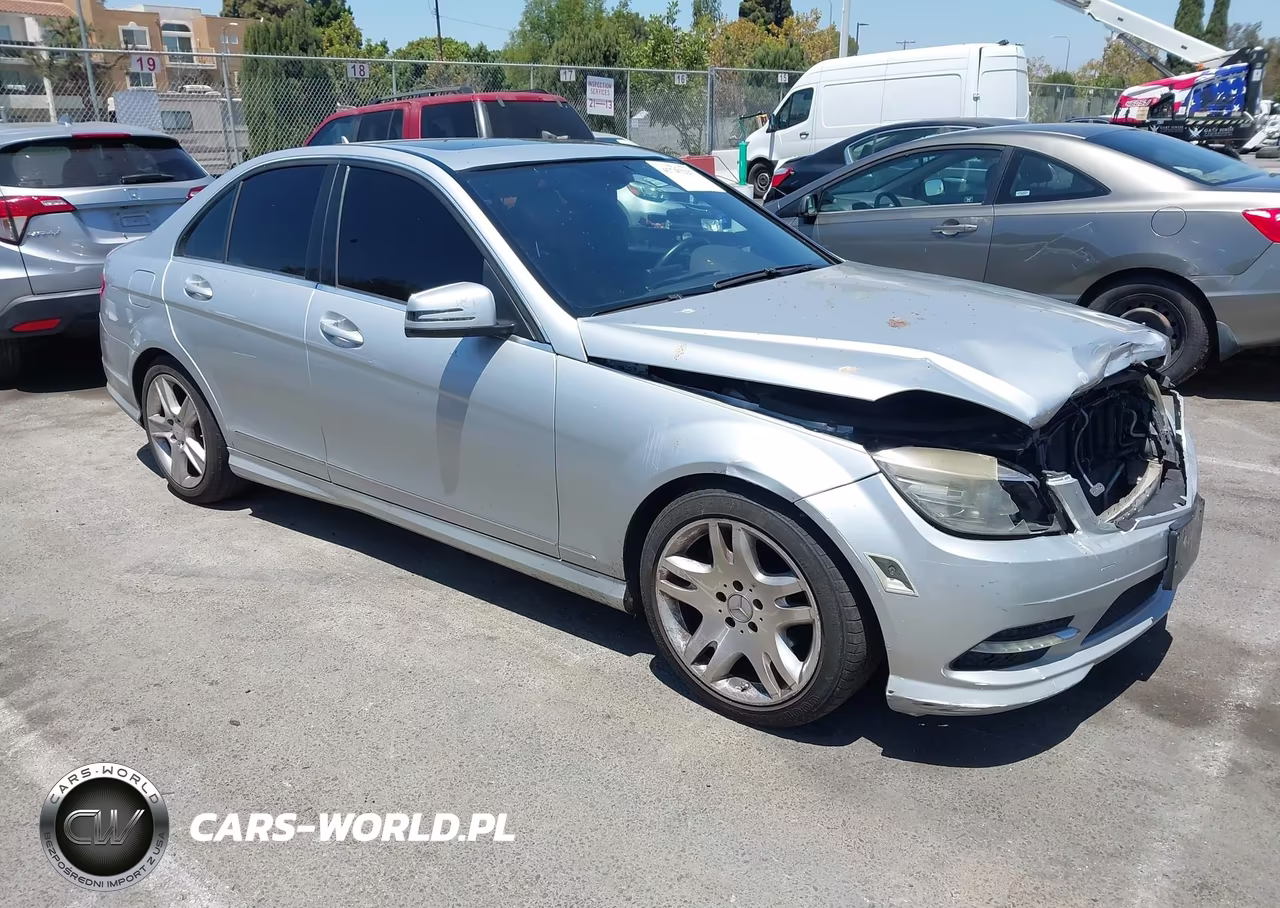 2011 Mercedes-Benz C 300 Sport
