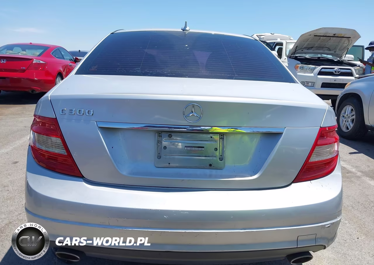 2011 Mercedes-Benz C 300 Sport VIN:WDDGF5EB6BA465471 - 16