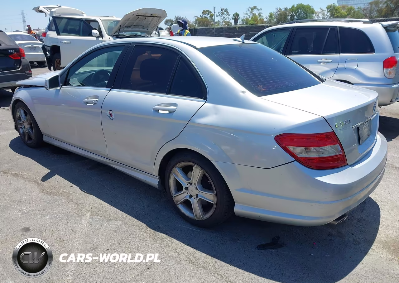 2011 Mercedes-Benz C 300 Sport VIN:WDDGF5EB6BA465471 - 3